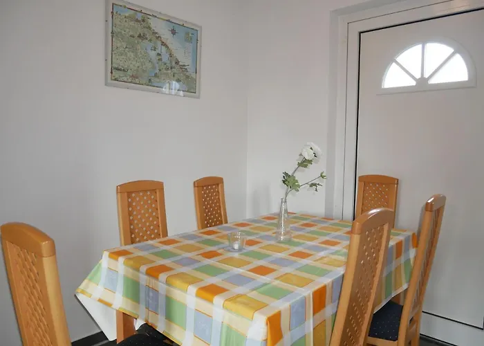 Bernstein-fewos Ca 15 Gehminuten Zum Ostseestrand شقة زيمبين